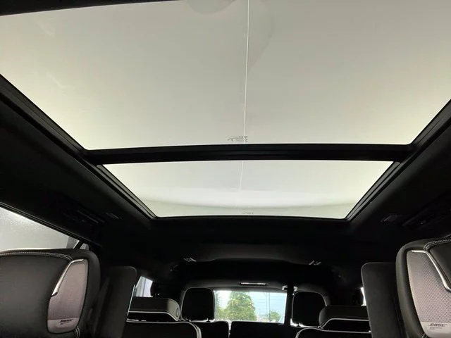 2025 GMC Yukon AT4 Ultimate - Photo 33