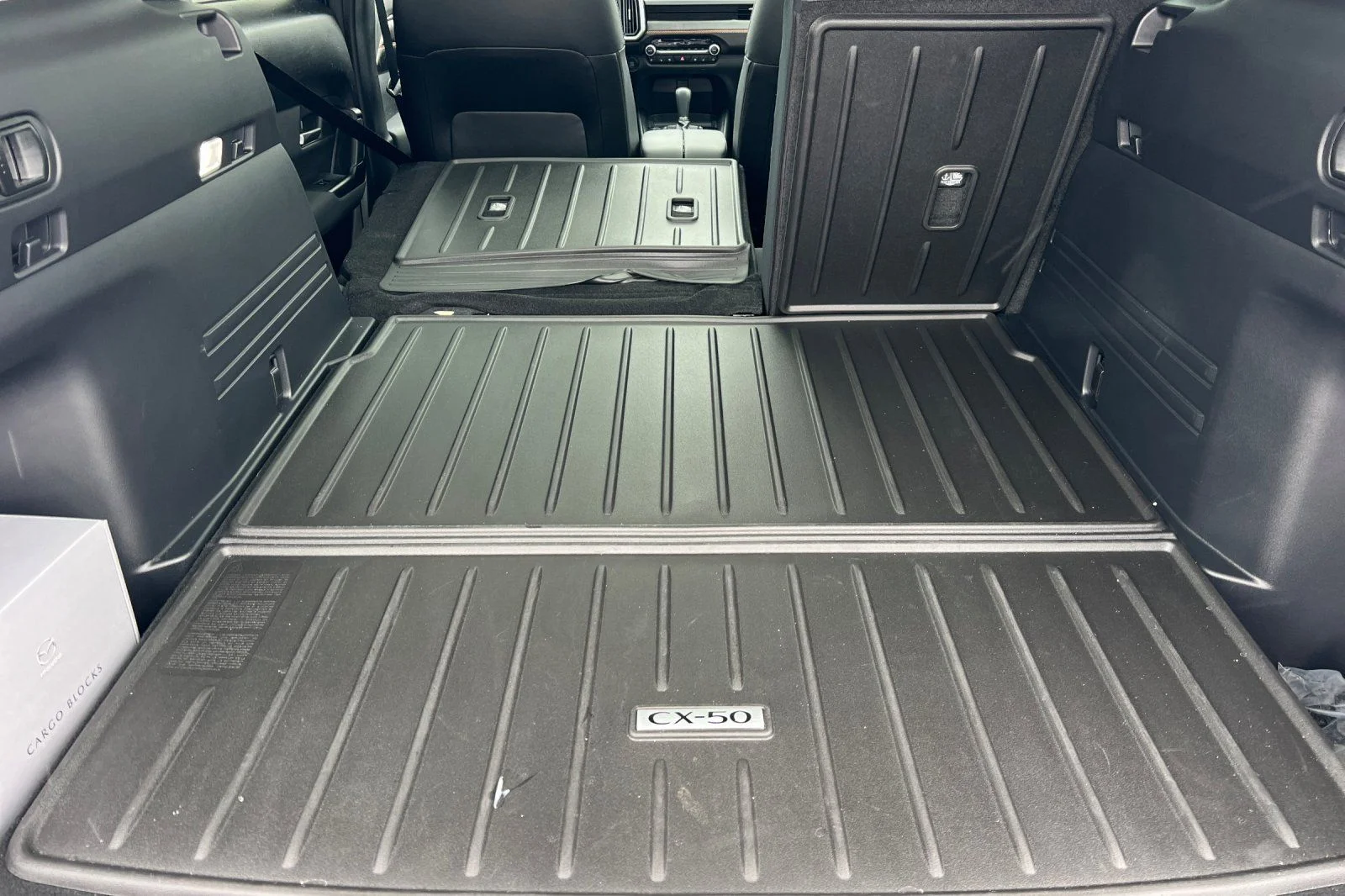 2025 Mazda CX-50 Premium - Photo 11