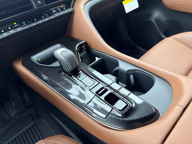 New 2026 Oxygen White Toyota XLE image 22