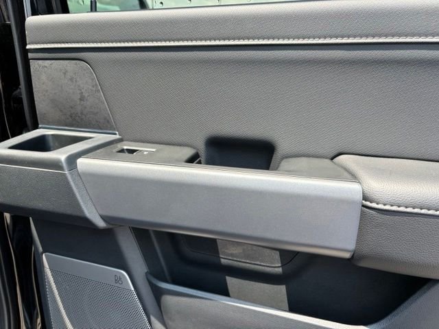 New 2026 Agate Black Metallic Ford XLT image 19