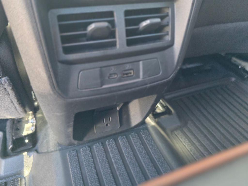 2025 GMC Canyon AT4 - Photo 18