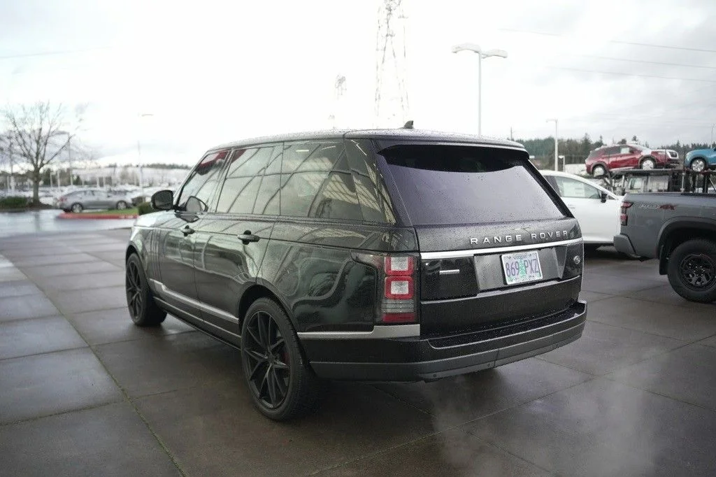 Used 2015 Black Land Rover 5.0L V8 Supercharged image 7