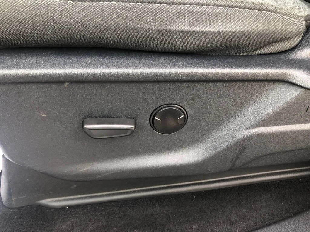 Used 2025 Black Ford XLT image 28