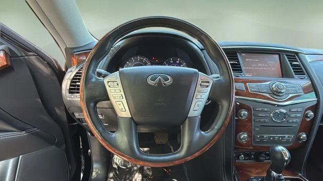 Used 2017 Black INFINITI Base image 12