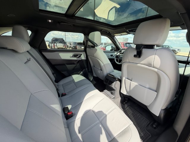 Used 2026 Gray Land Rover Dynamic SE image 17