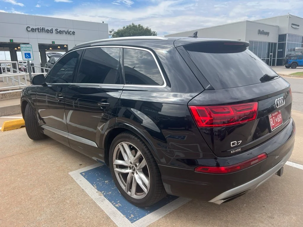 Used 2017 Black Audi 3.0T Prestige image 9