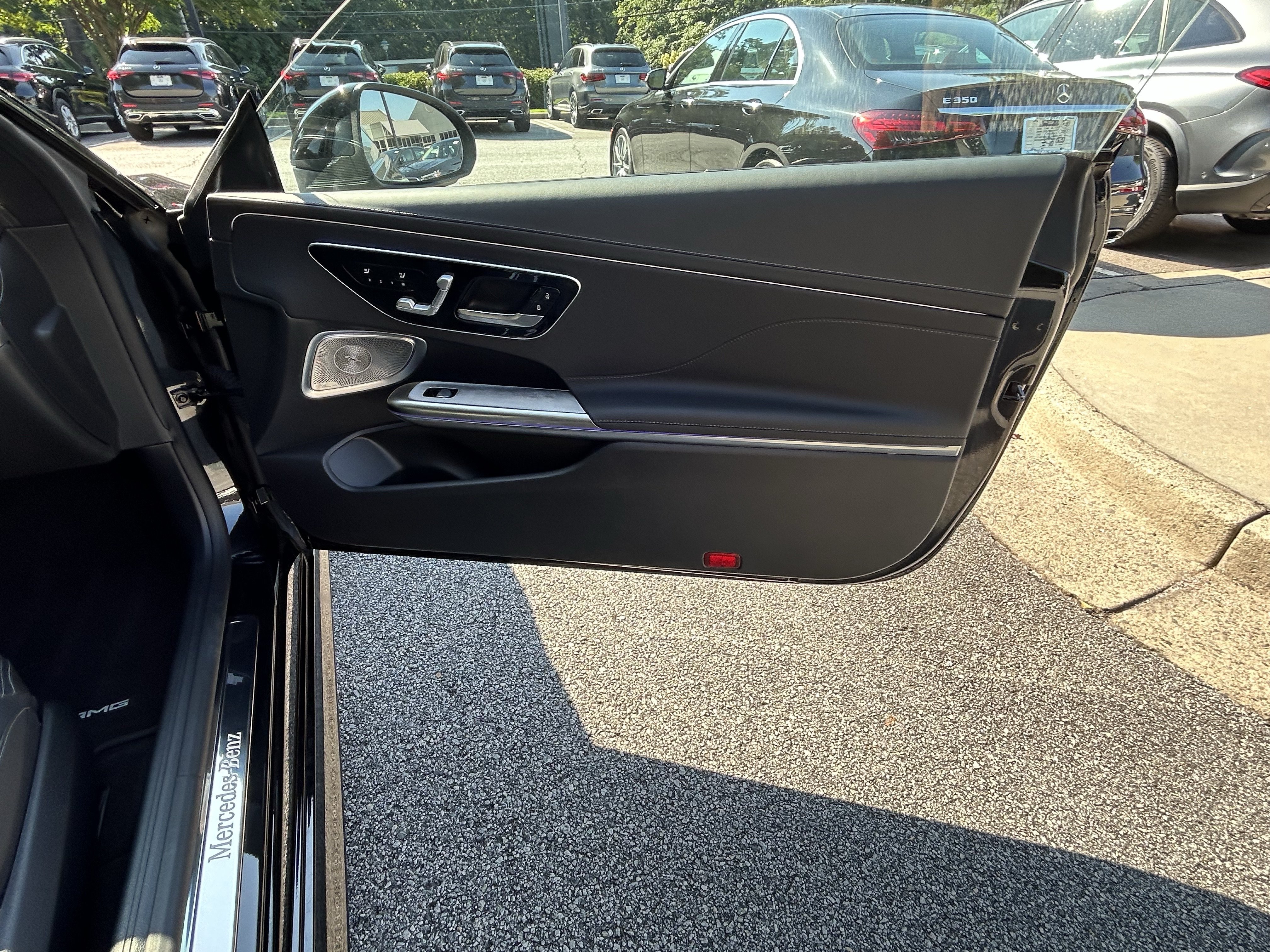 Certified Used 2025 Obsidian Black Metallic Mercedes-Benz CLE 300 4MATIC® Coupe image 38