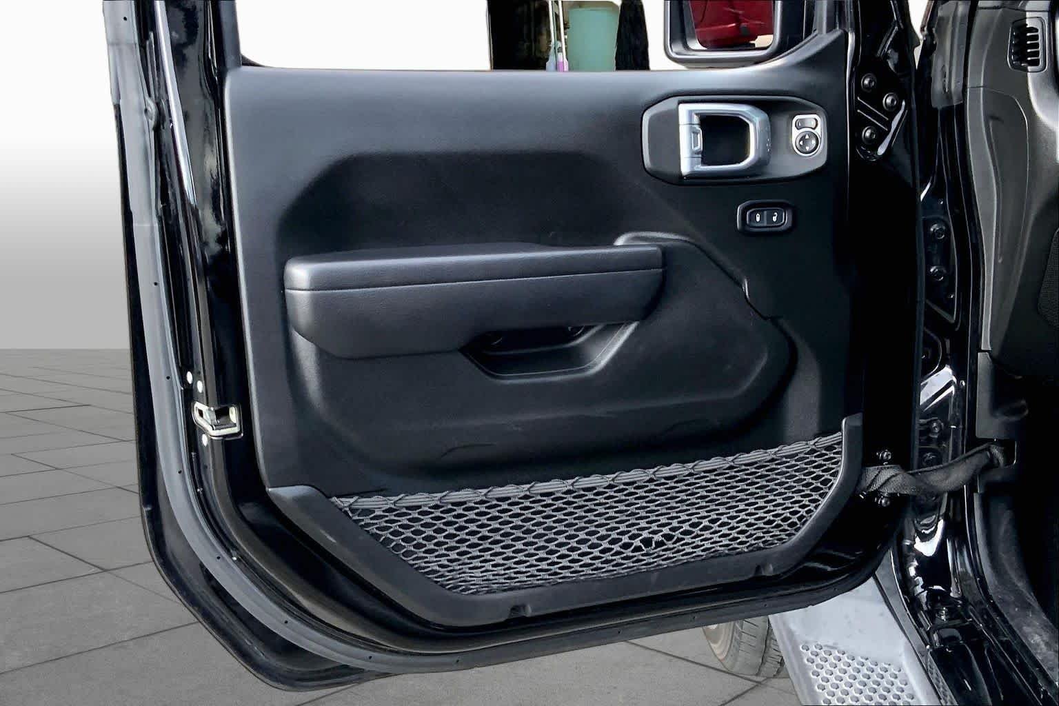 Used 2023 Black Clearcoat Jeep Sport Altitude image 22