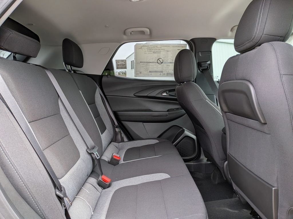 New 2026 Mosaic Black Metallic Chevrolet LT image 34