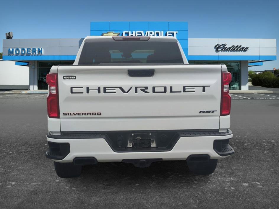 Used 2024 Summit White Chevrolet RST image 4