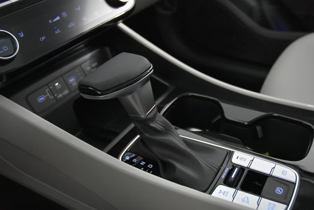 New 2026 Black Hyundai SEL Premium AWD image 40
