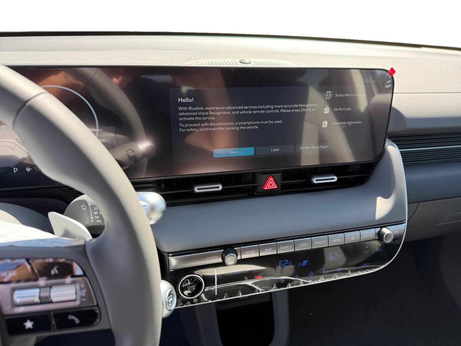New 2027 Gray Hyundai SEL image 12