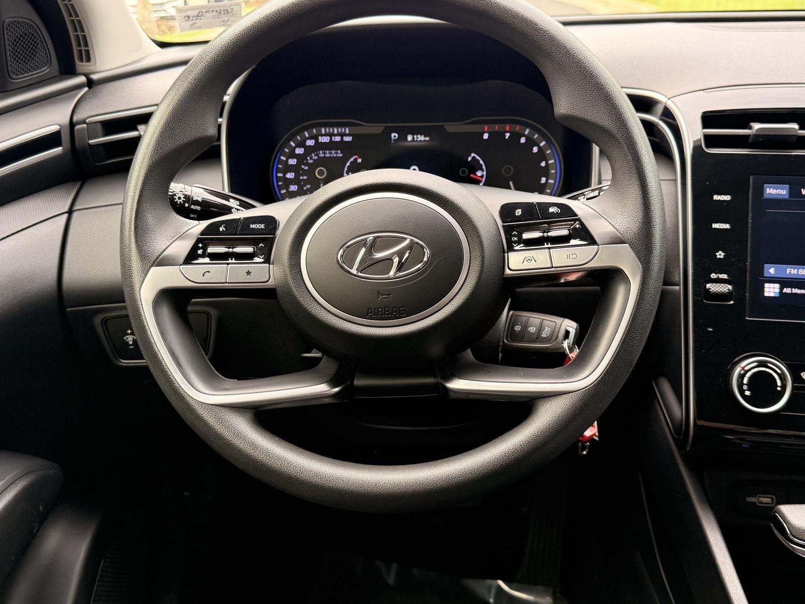 2022 Hyundai Tucson SE - Photo 21