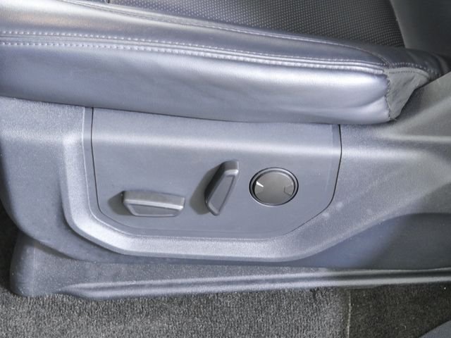 Certified Used 2022 Black Ford XLT image 18