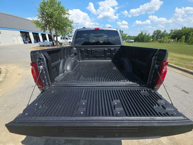 Used 2025 Gray Ford XLT image 13