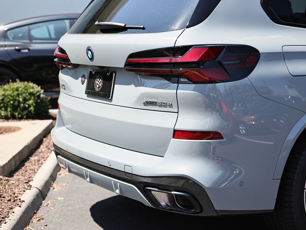 New 2026 Brooklyn Grey Metallic BMW xDrive50e image 7