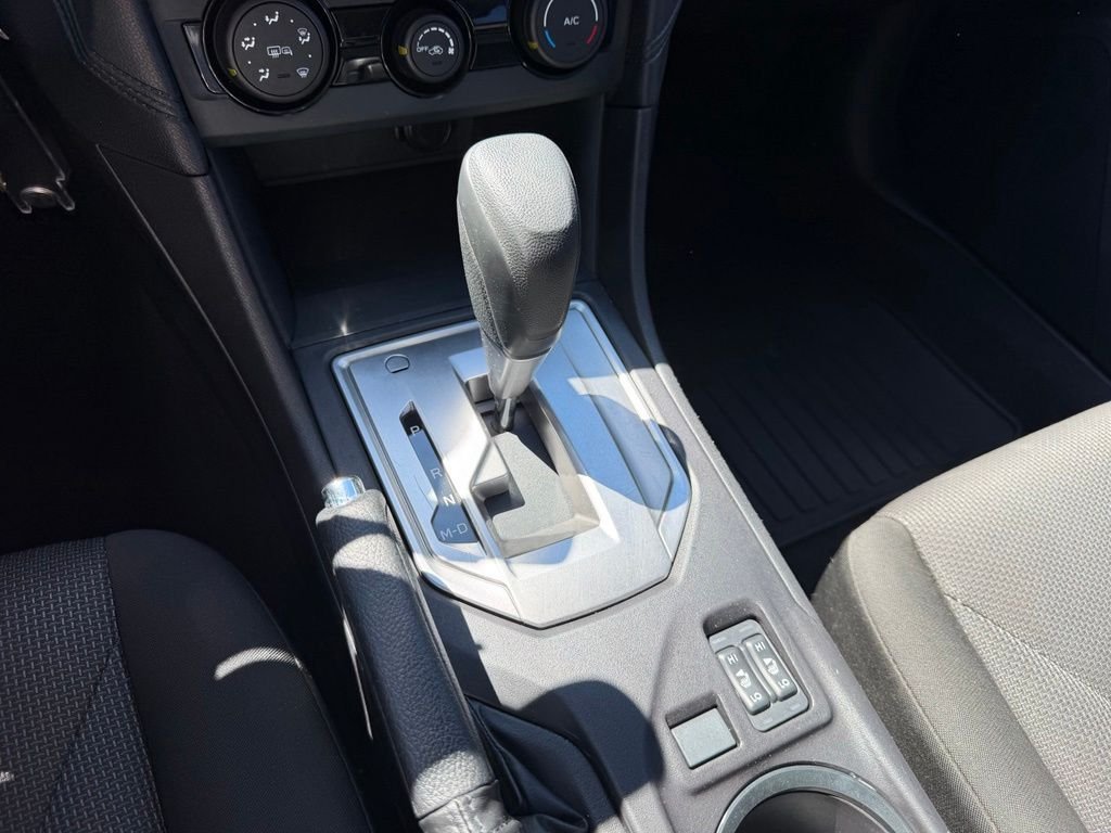 Used 2018 Ice Silver Metallic Subaru 2.0i Premium image 25