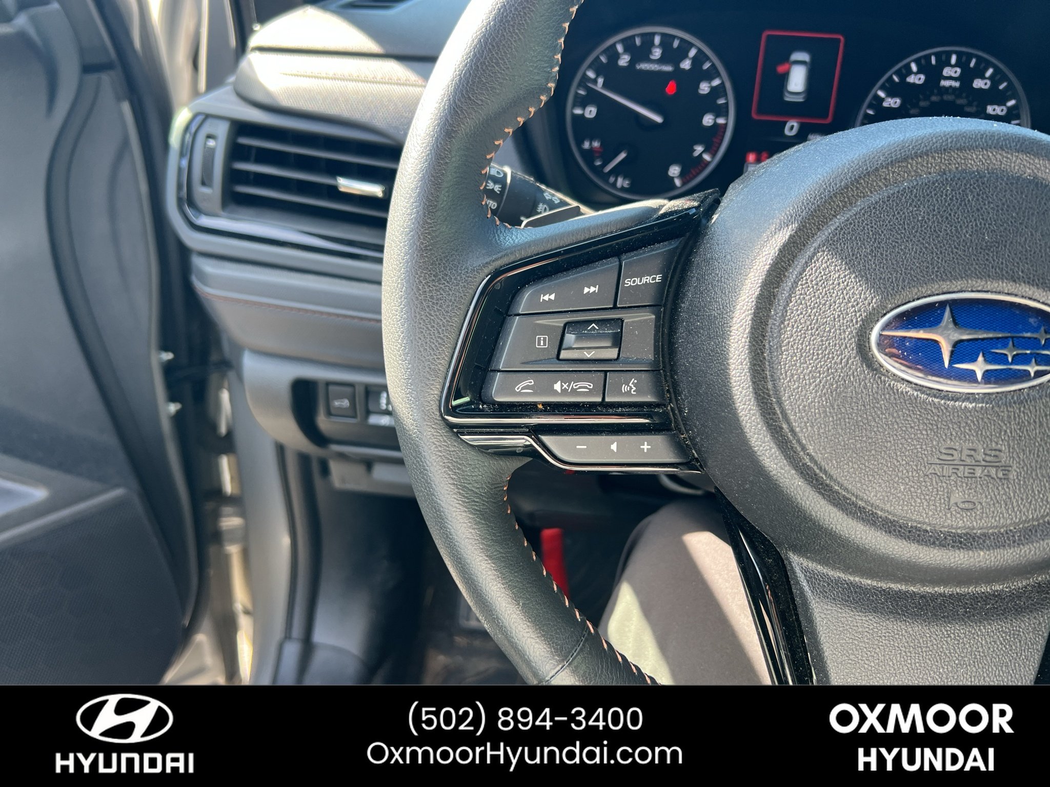 Used 2025 River Rock Pearl Subaru Touring image 8