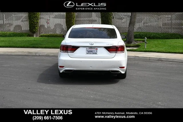 Used 2015 White Lexus 460 image 5