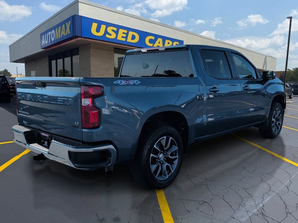 Used 2024 Lakeshore Blue Metallic Chevrolet LT image 5