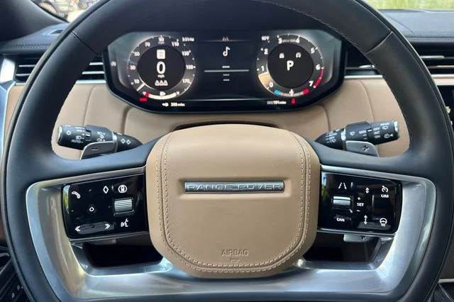New 2026 Fuji White Land Rover SE image 23