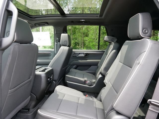New 2026 Polar White Tricoat Chevrolet Premier image 7