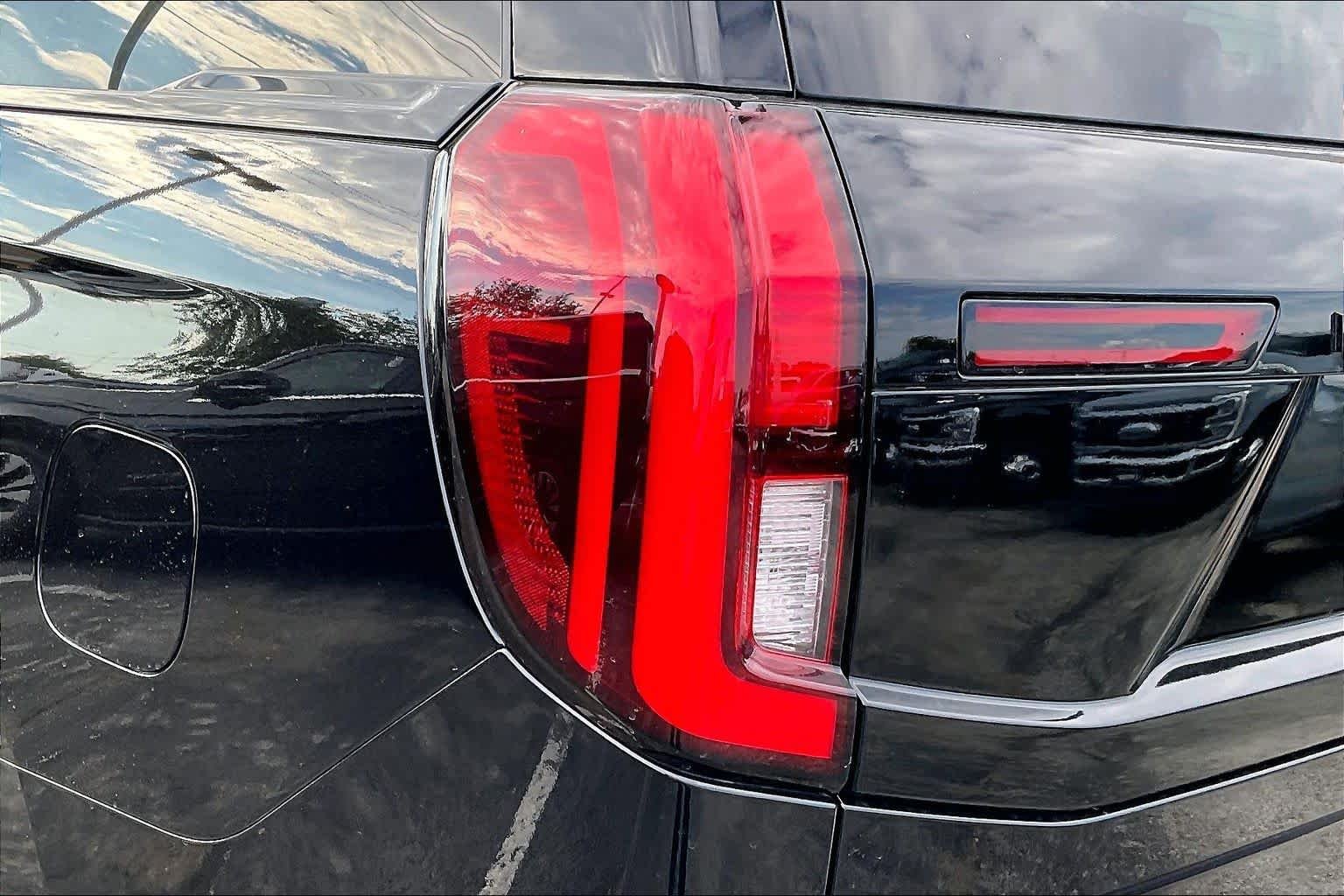 New 2026 Agate Black Metallic Ford Platinum image 11