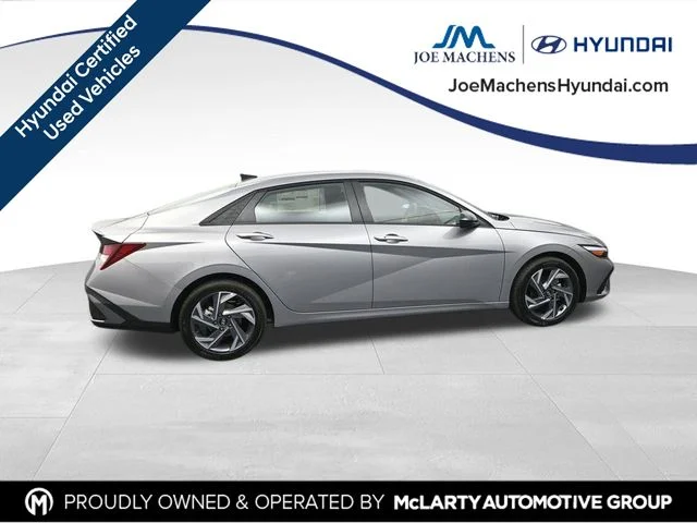 Used 2025 Silver Hyundai SEL Sport image 10
