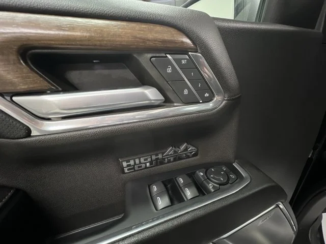 2023 Chevrolet Silverado 1500 High Country - Photo 25