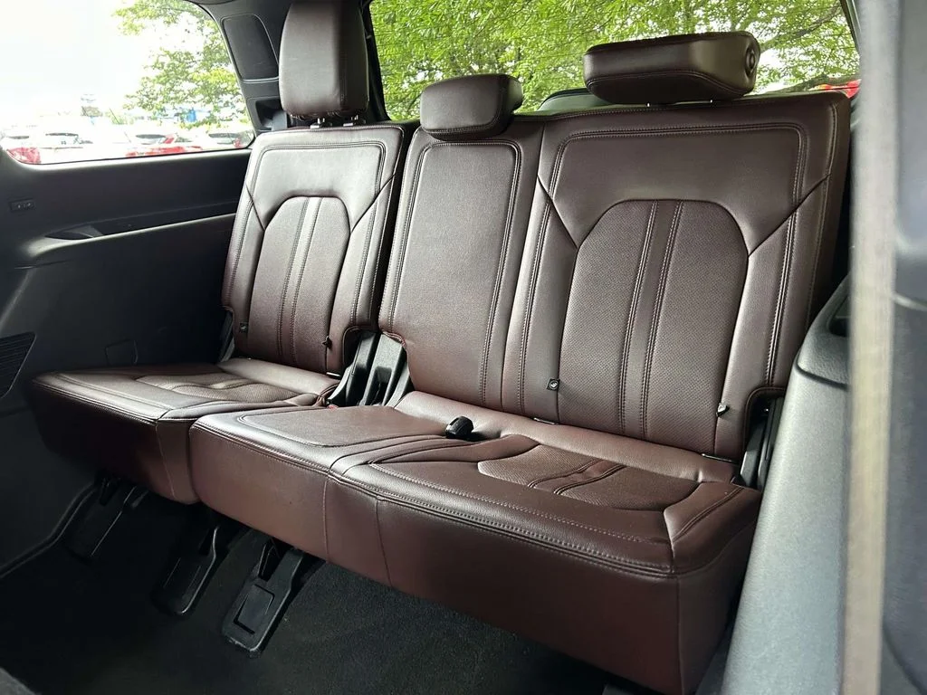 Used 2024 Black Ford Limited image 10