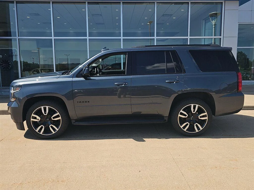 Used 2020 Chevrolet Tahoe Premier with VIN 1GNSKCKC9LR172160 for sale in Winona, Minnesota