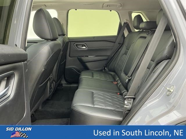 Used 2024 Boulder Gray Pearl Nissan Platinum image 19