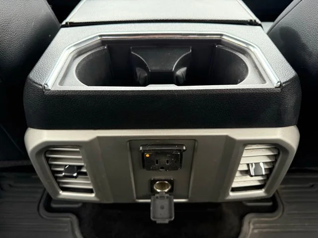 Used 2016 Magnetic Metallic Ford Lariat image 12
