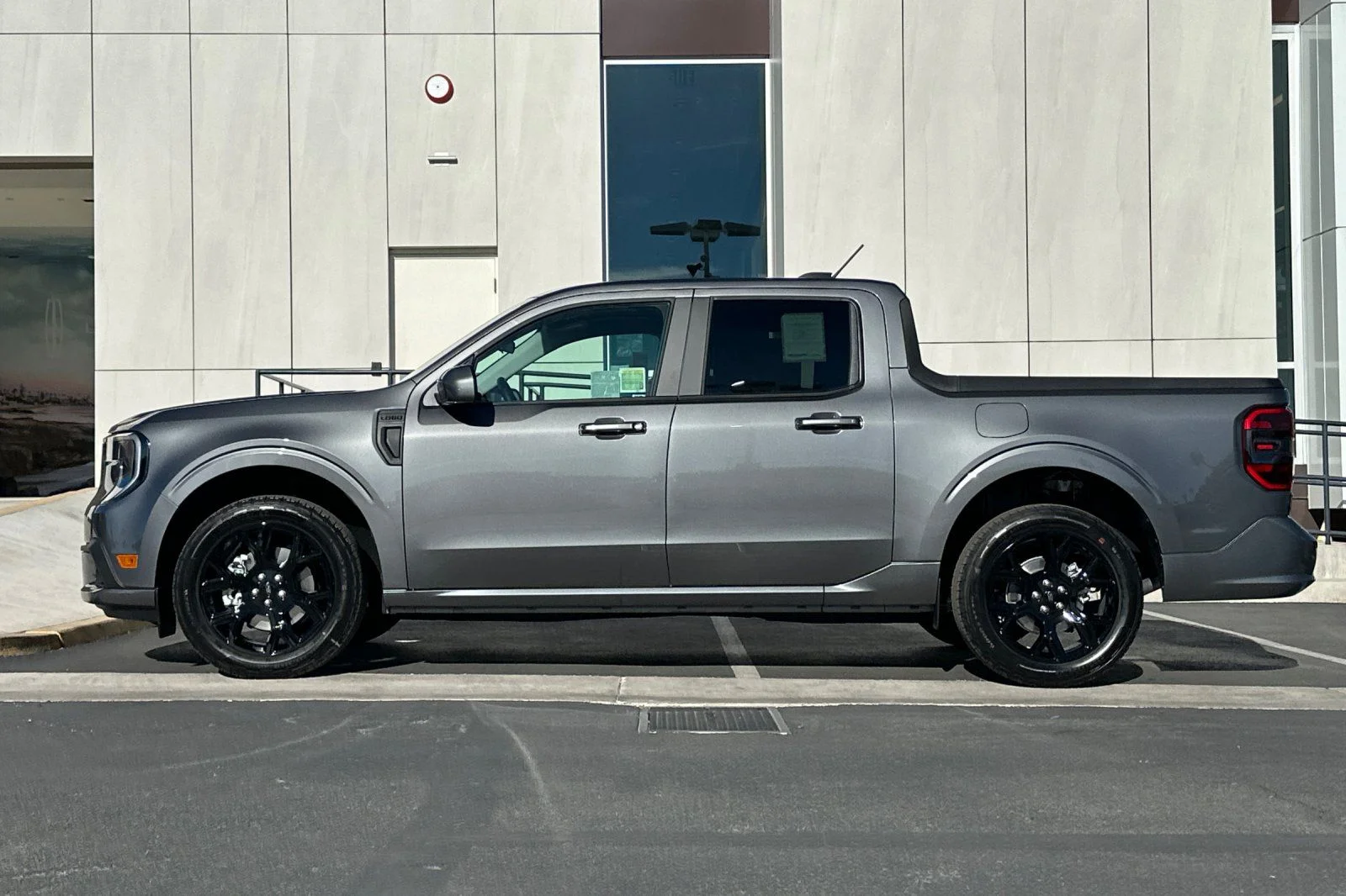 New 2026 Carbonized Gray Metallic Ford Lobo™ image 6