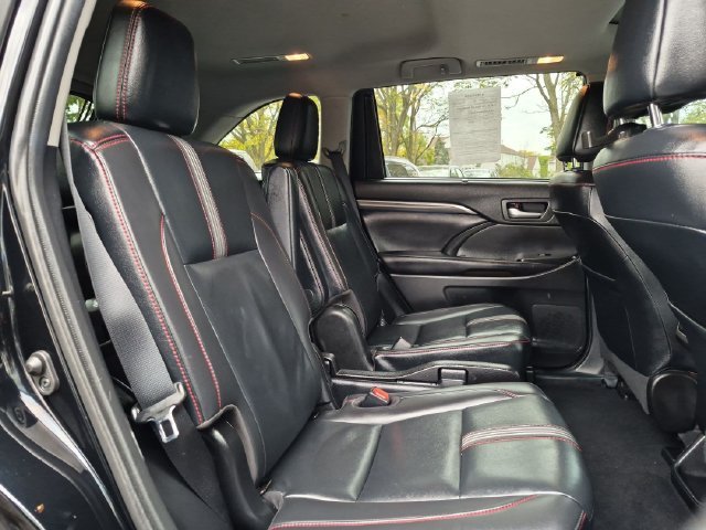 Used 2019 Black Toyota SE image 32