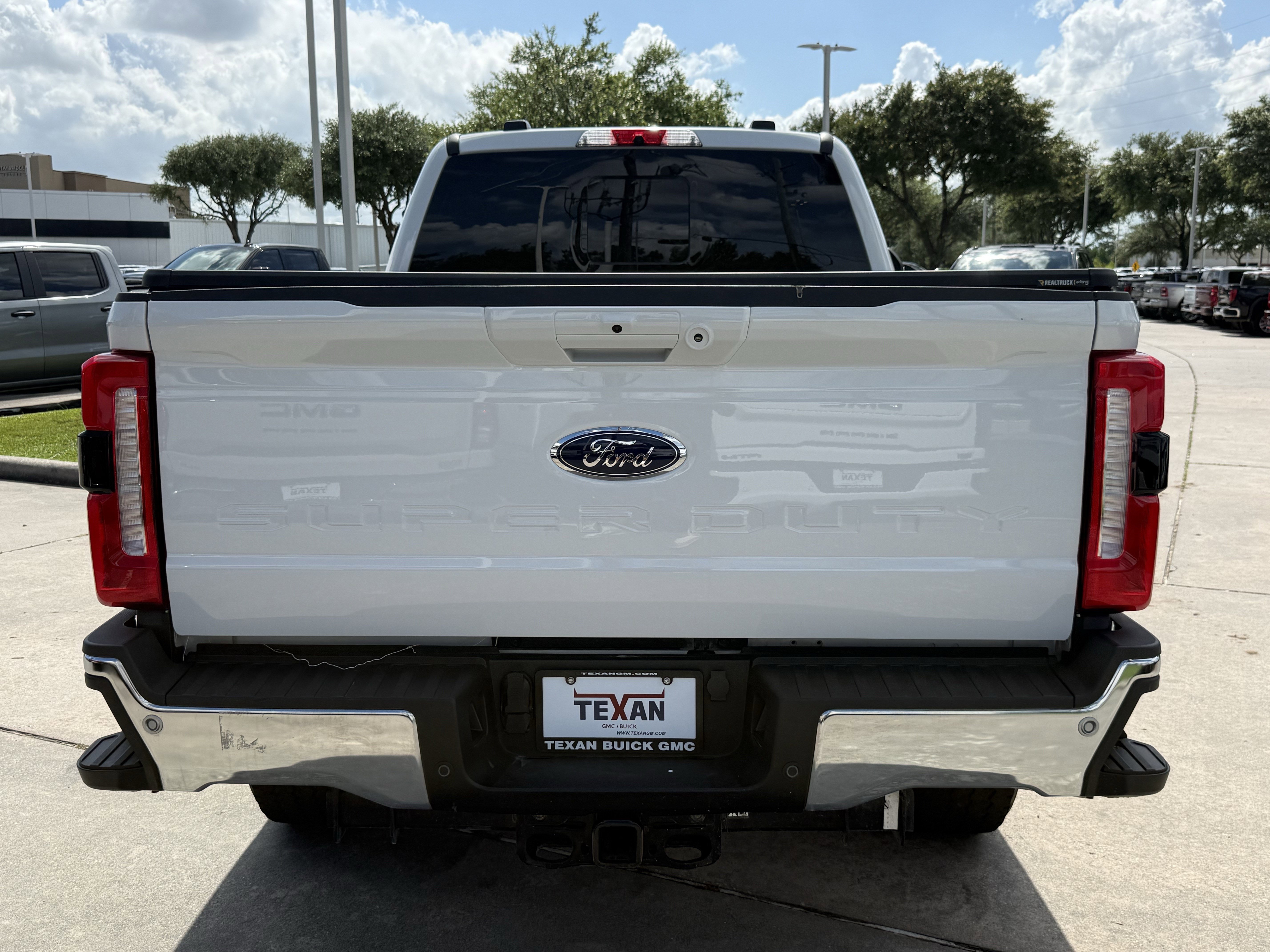 Used 2024 Oxford White Ford LARIAT image 5