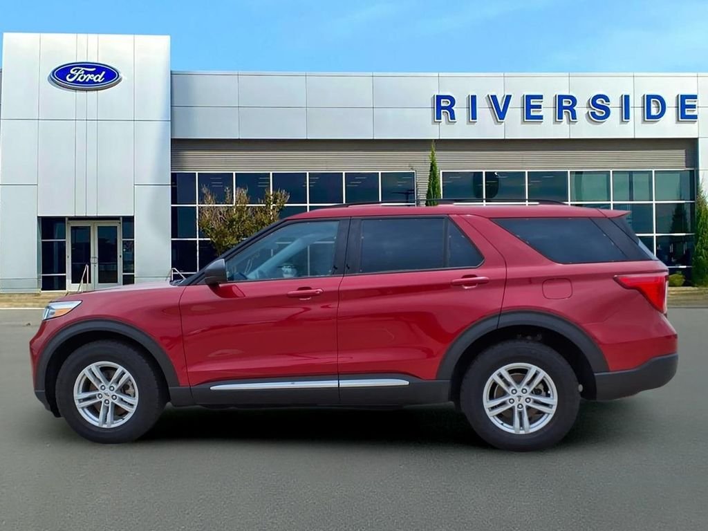 Used 2023 Red Metallic Ford XLT image 4
