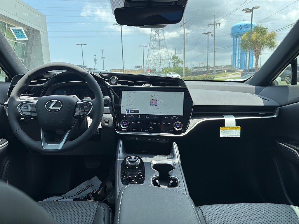 New 2026 Iridium Lexus PREMIUM image 20