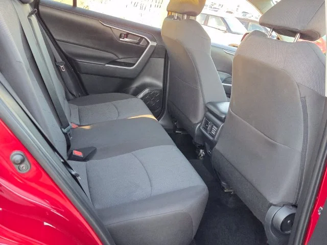 Used 2025 Red Toyota XLE image 16