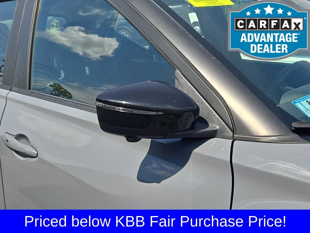 Used 2024 Gray Nissan SR image 6