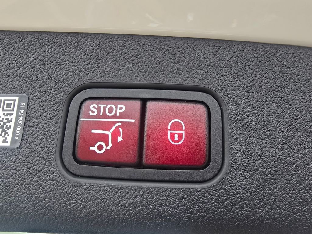 2025 Mercedes-Benz GLC AMG GLC63 S - Photo 19