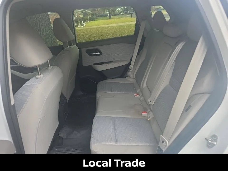 Certified Used 2023 Pearl White Nissan SV image 6
