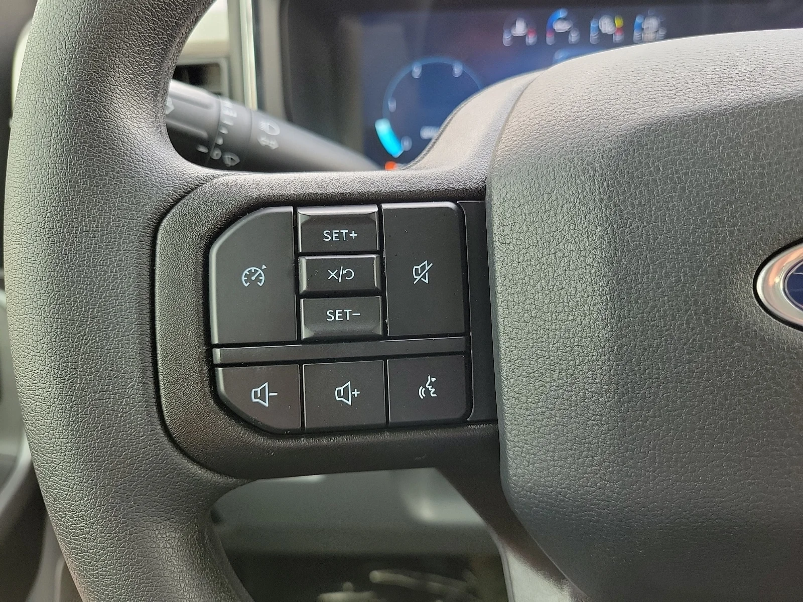 New 2026 Agate Black Metallic Ford F-250&reg; XLT image 20