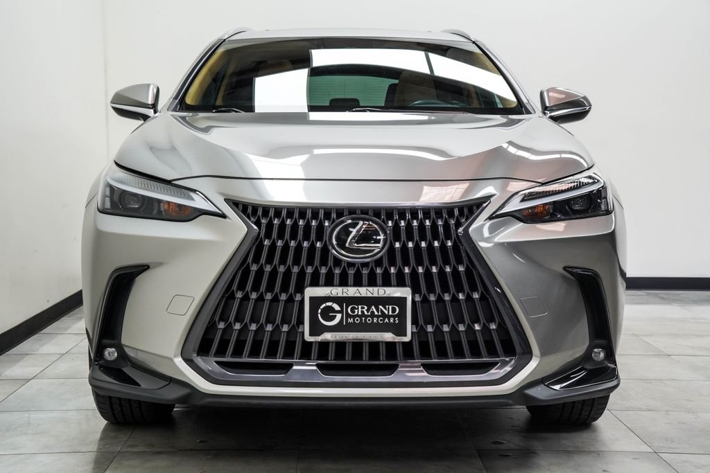 Used 2023 Silver Lexus 350 Base image 6
