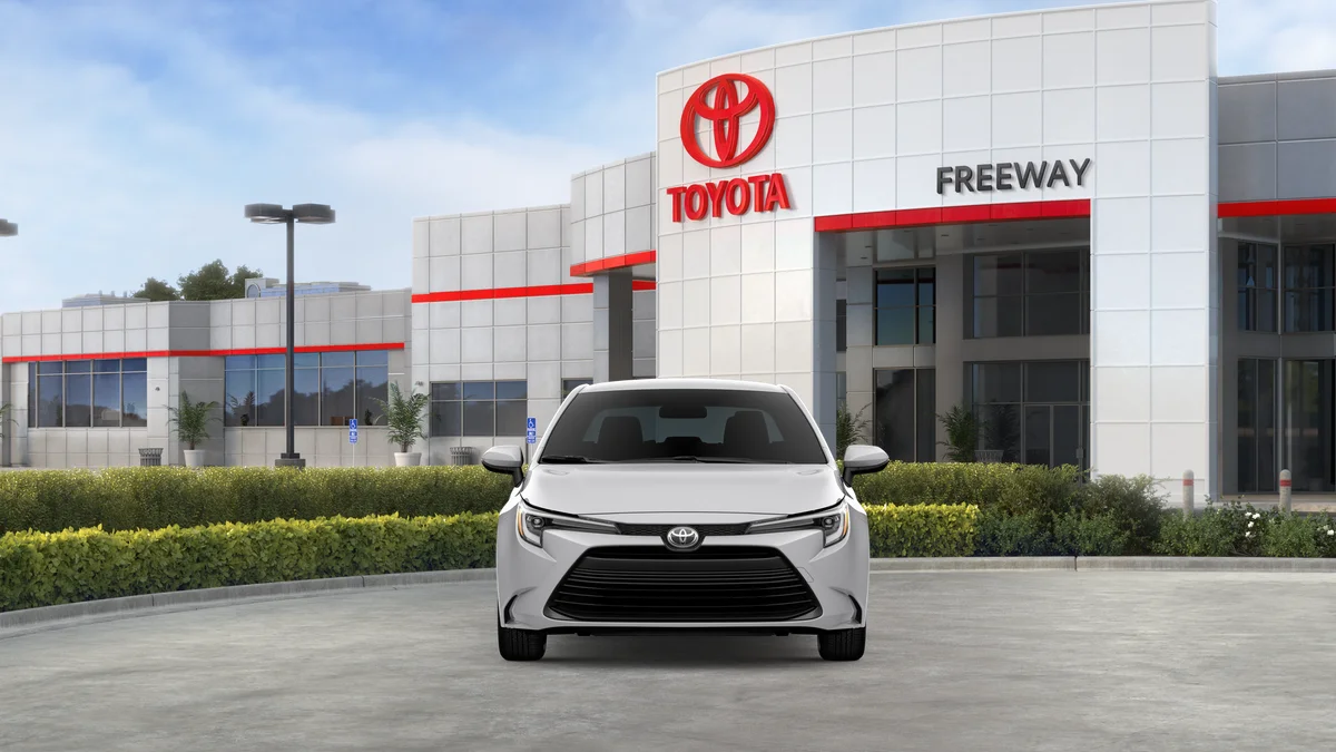 New 2026 Ice Cap Toyota Hybrid LE image 17