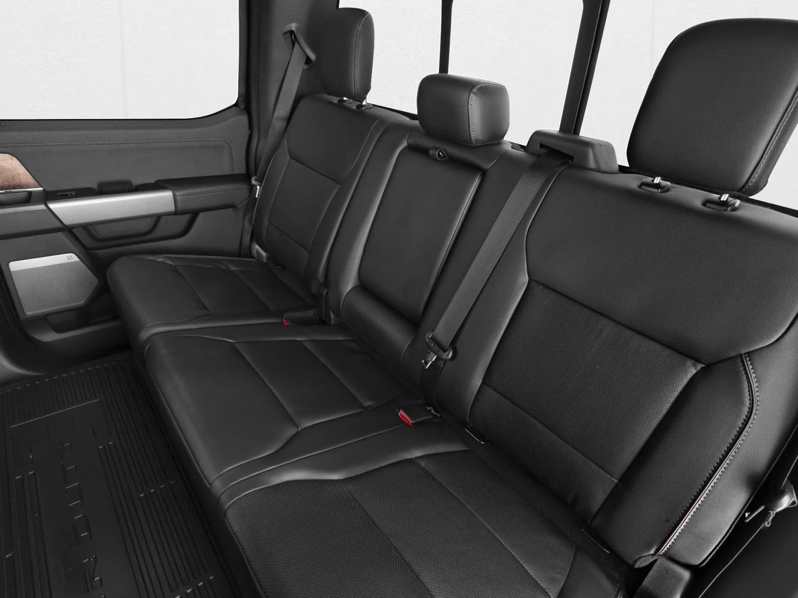 New 2026 Carbonized Gray Metallic Ford LARIAT image 8