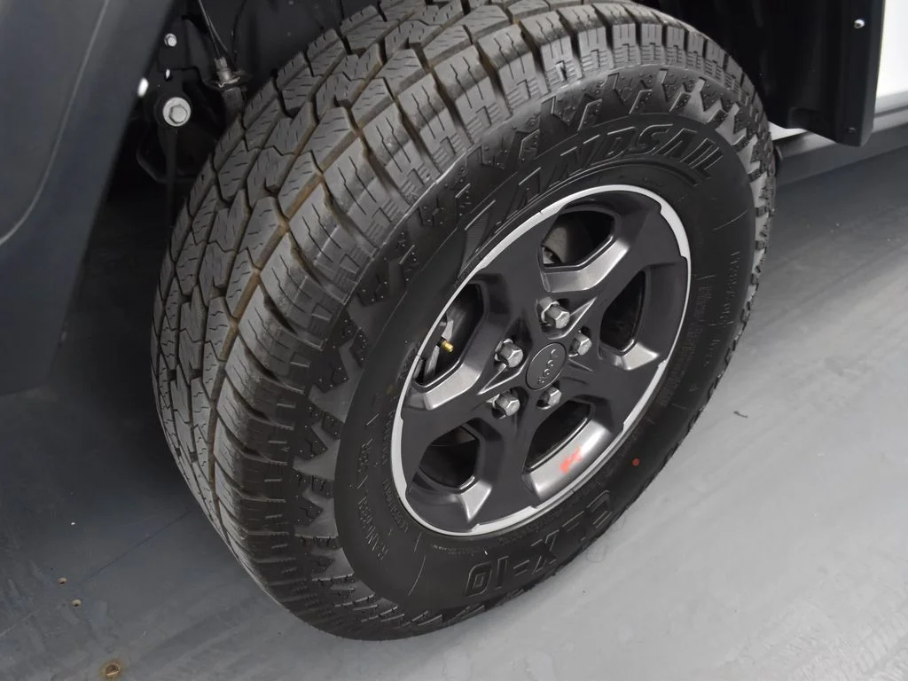 Used 2023 Bright White Clearcoat Jeep Rubicon image 21