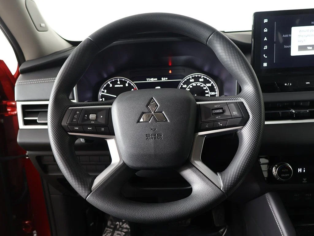 New 2026 Red Mitsubishi ES image 38