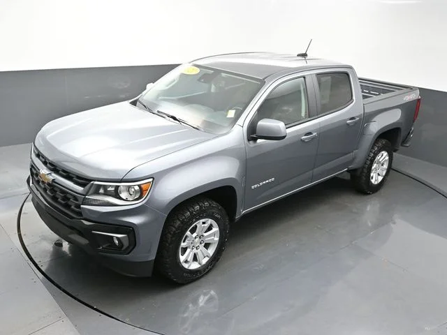 Used 2021 Gray Chevrolet LT image 39