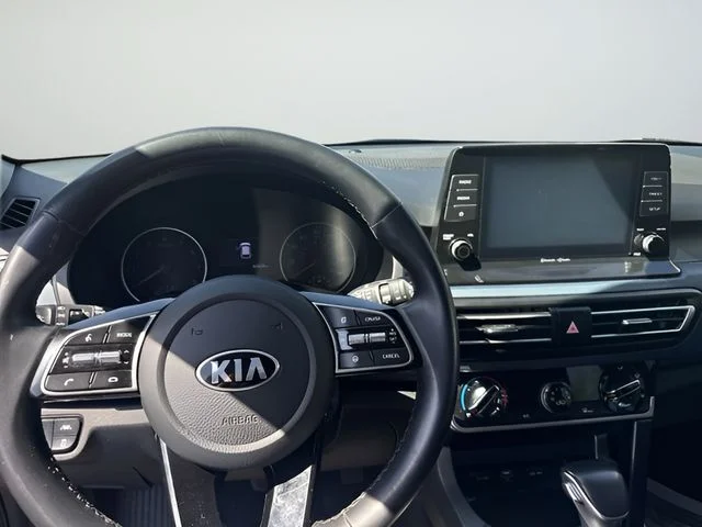 Certified Used 2021 Blue Kia S image 12
